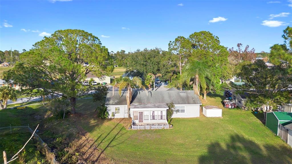 2573 Delaware Road Deltona, FL 32738 - Photo 22 of 31 overhead rear