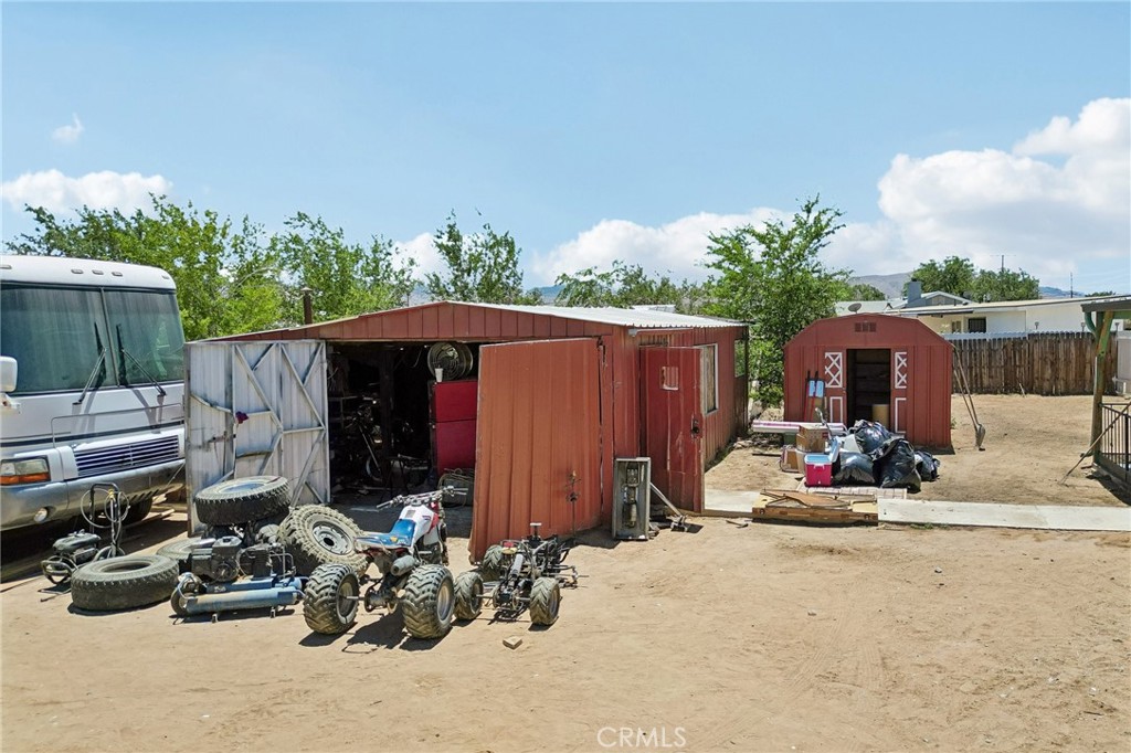 13207 Nicola Road Apple Valley, CA 92308 - Photo 26 of 33