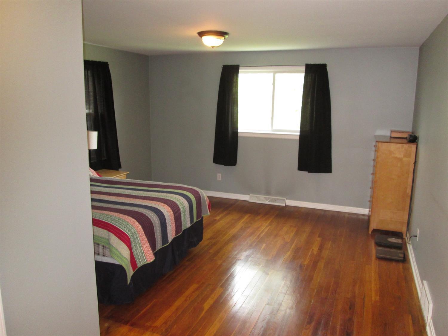 3427 Locust Corner Road Cincinnati, OH 45245 - Photo 12 of 37 Gallery Image 12
