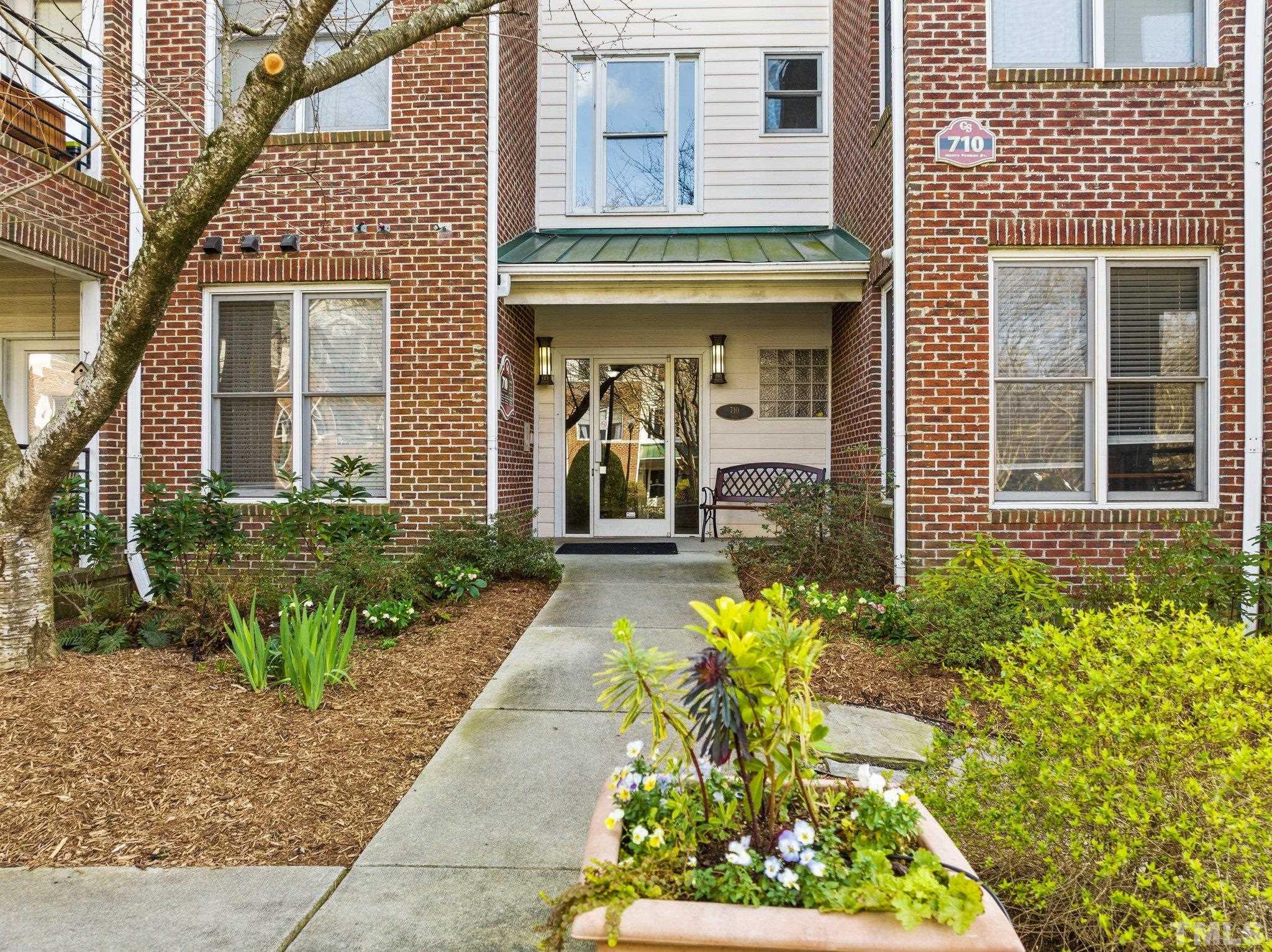 710 North Person Street, Unit 202 Raleigh, NC 27604 - Photo 5 of 33 a front view of a house