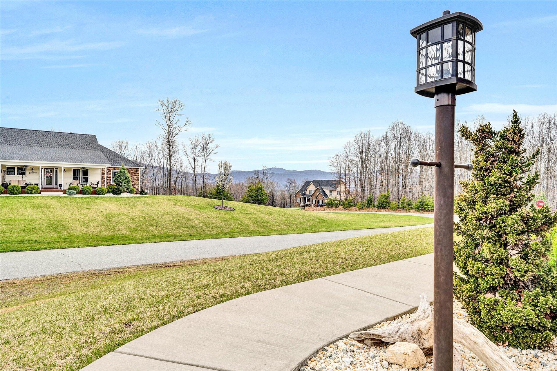 27 Turtle Rock Ridge Blue Ridge, VA 24064 - Photo 5 of 71 05-DSC00259