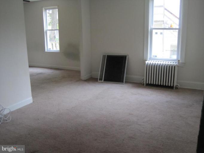 5312 Morello Road Baltimore, MD 21214 - Photo 5 of 9 Living Room