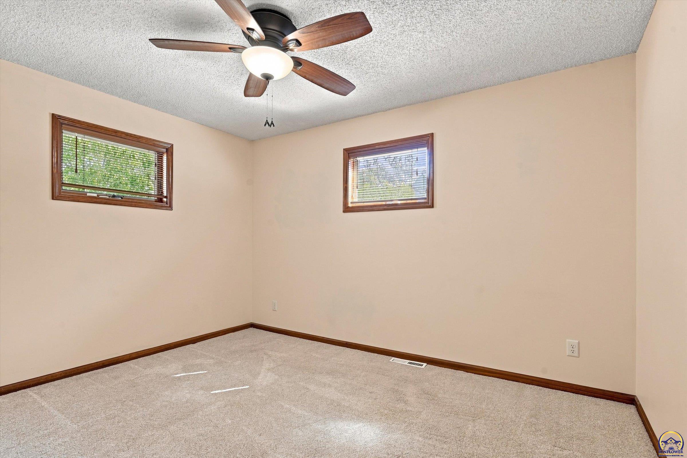 16146 South Morrill Road Scranton, KS 66537 - Photo 17 of 48 Gallery Image 17