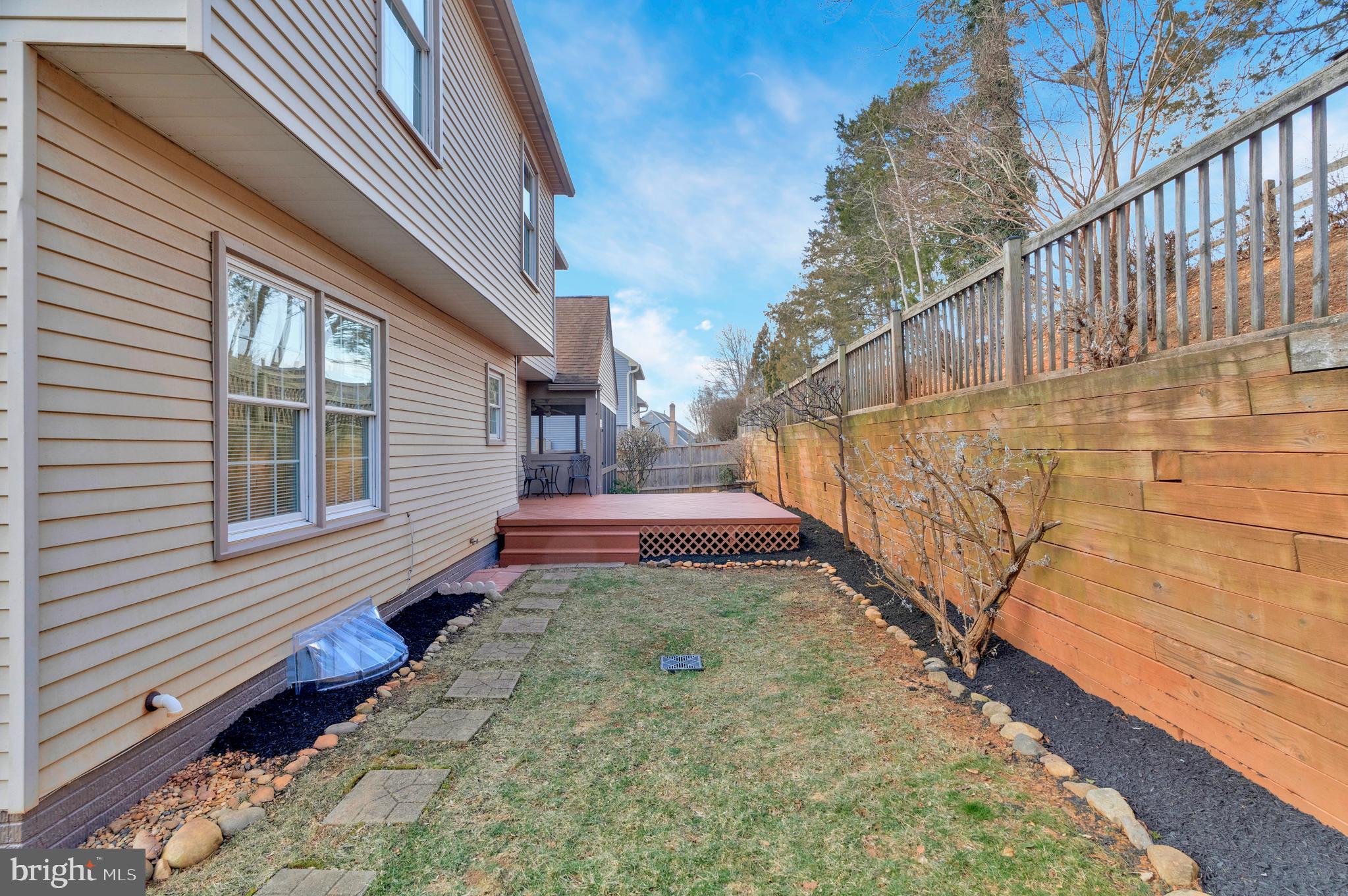 117 Connemara Drive Sterling, VA 20164 - Photo 11 of 58