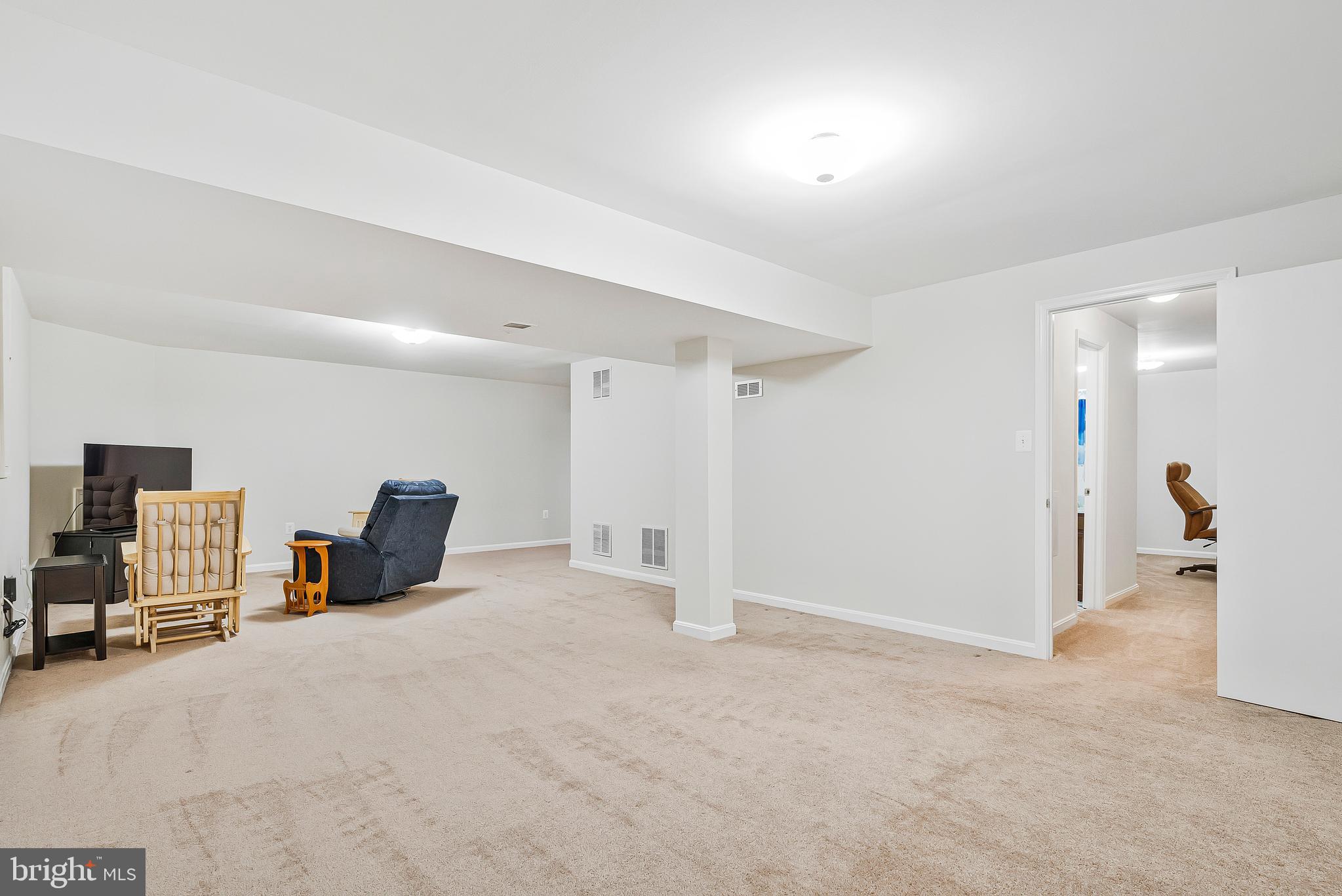 117 Connemara Drive Sterling, VA 20164 - Photo 32 of 58