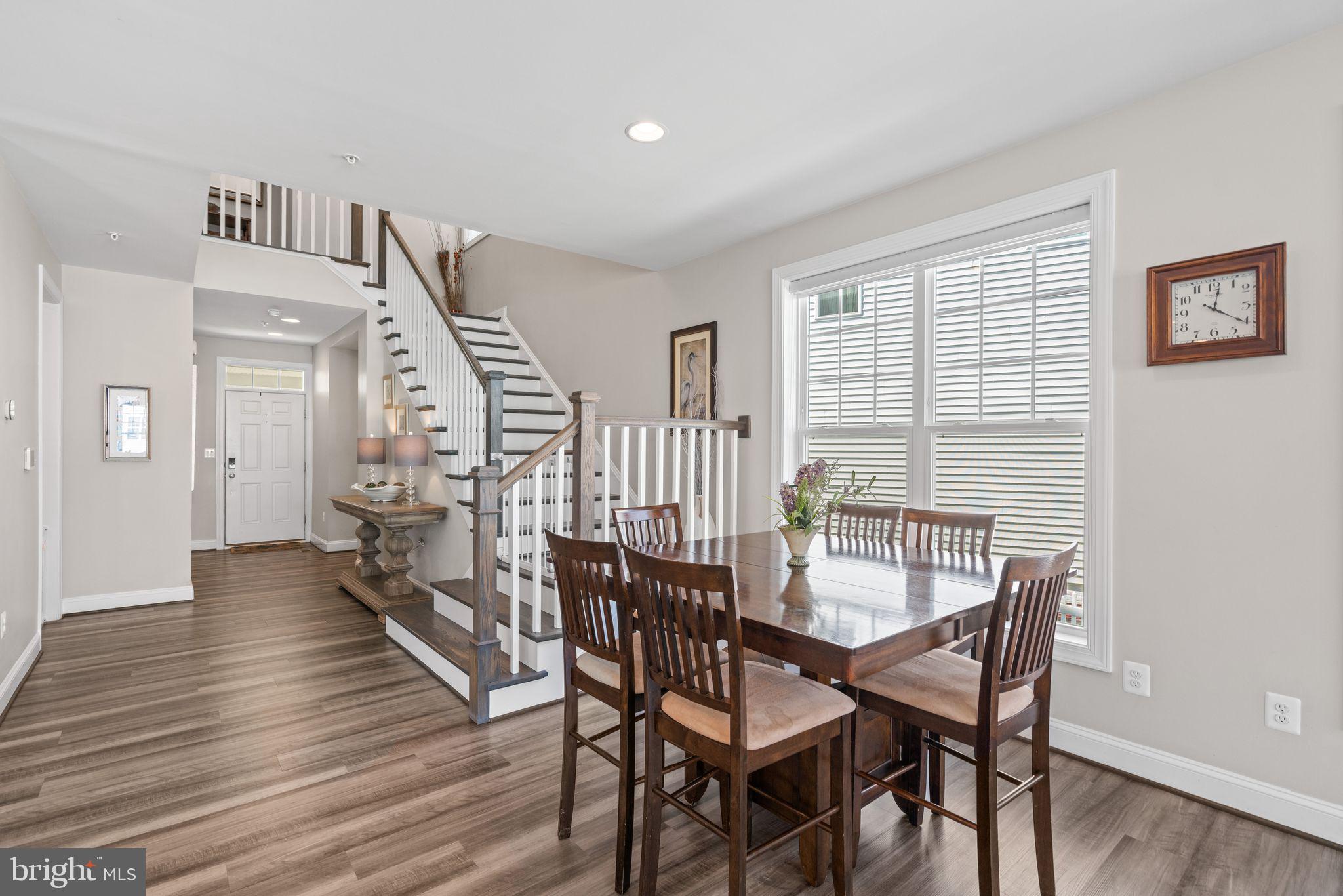 2916 Quarry Circle Odenton, MD 21113 - Photo 11 of 60 Inviting entryway with elegant staircase.