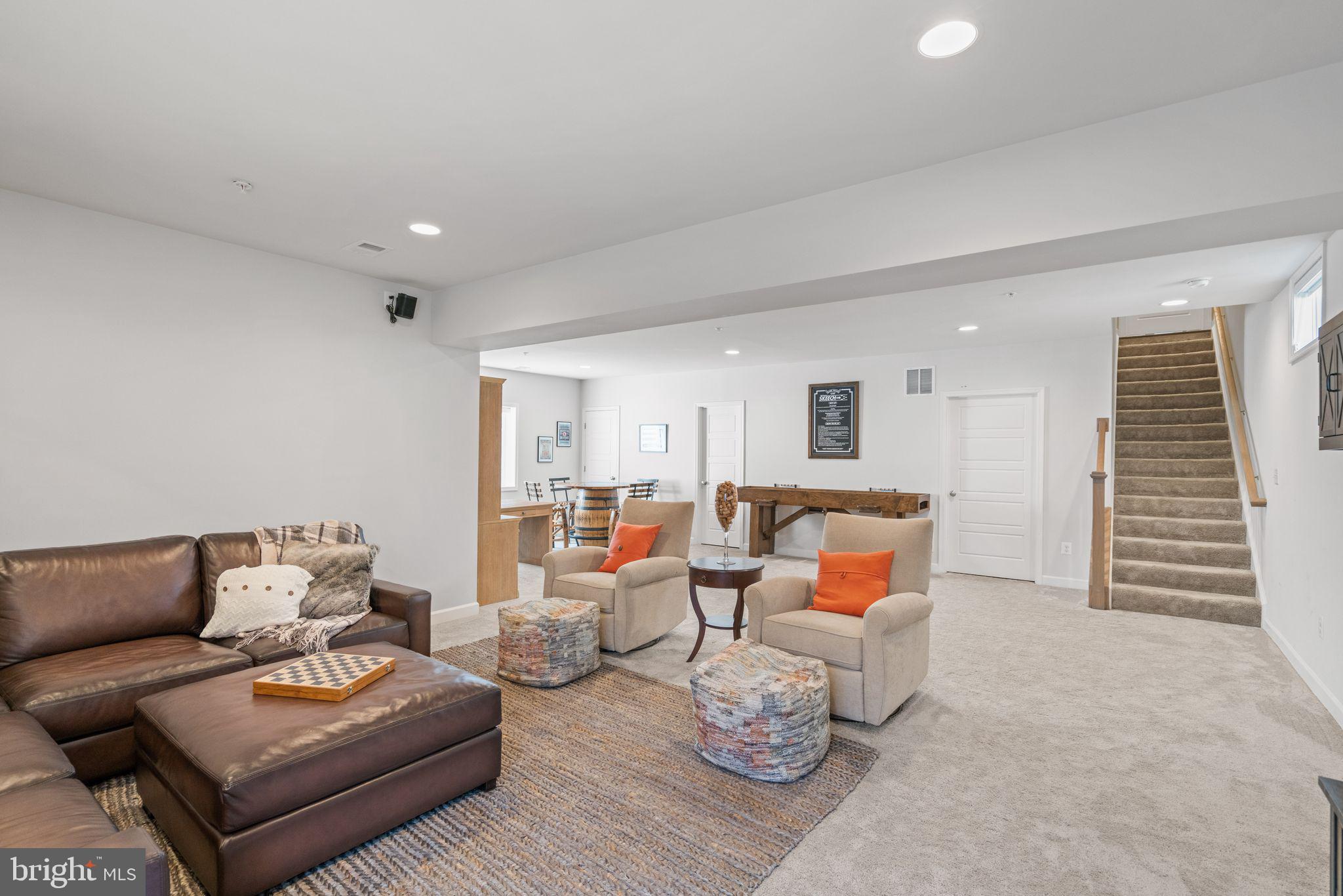 2916 Quarry Circle Odenton, MD 21113 - Photo 43 of 60 Spacious, inviting living area awaits.