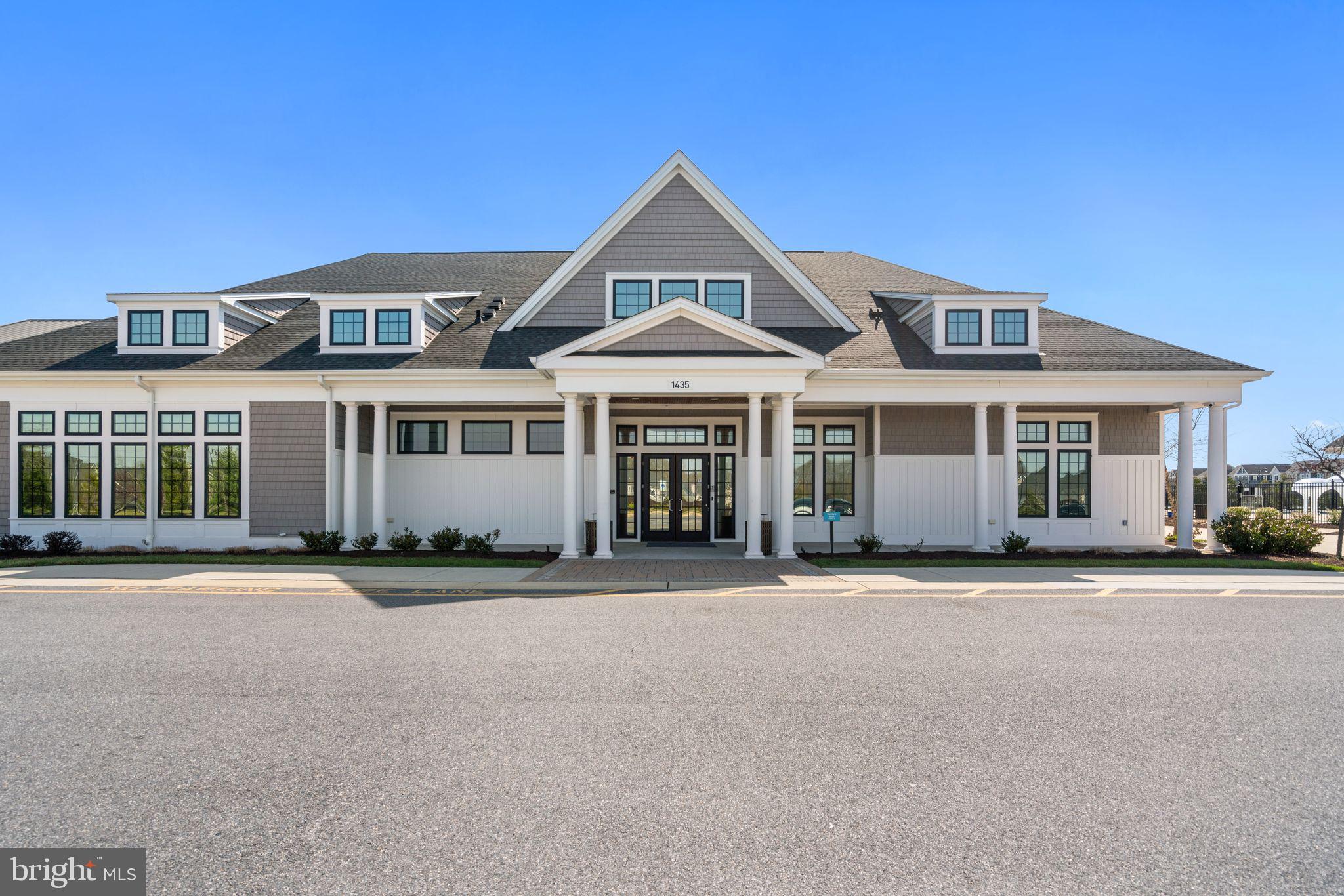2916 Quarry Circle Odenton, MD 21113 - Photo 55 of 60 Elegant community center entrance.