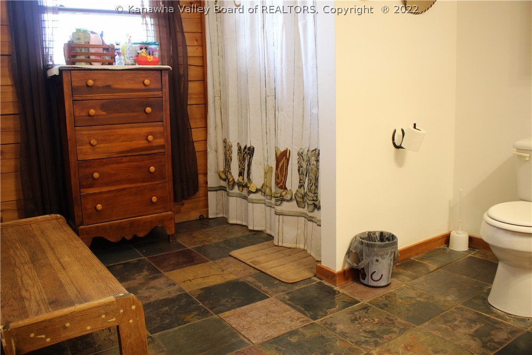 466 Dunlavey Ridge Road Fraziers Bottom, WV 25082 - Photo 14 of 32 Gallery Image 14