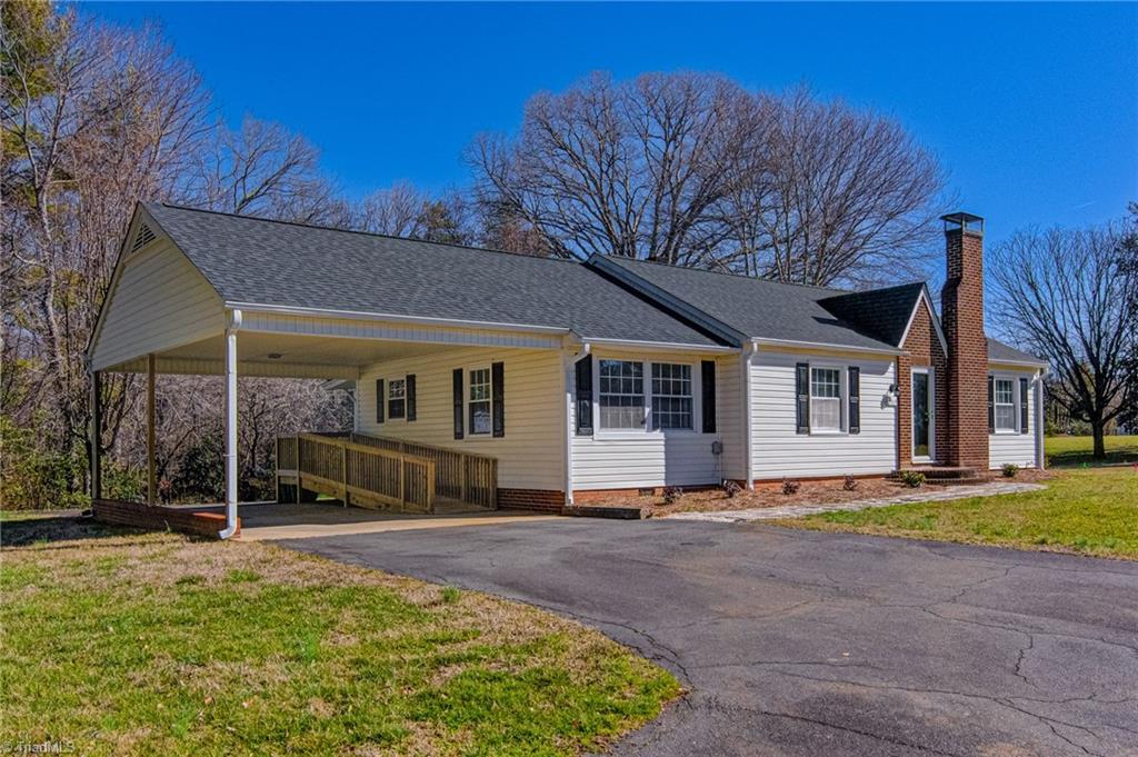 7515 Grapevine Road Lewisville, NC 27023 - Photo 2 of 49 Gallery Image 2