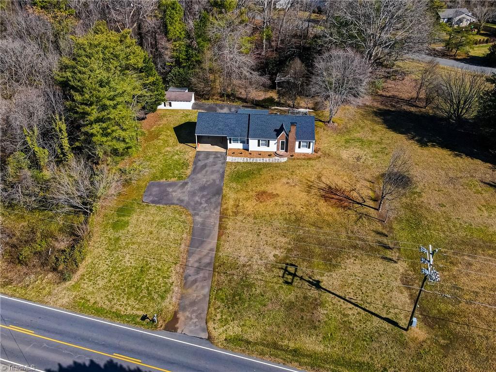 7515 Grapevine Road Lewisville, NC 27023 - Photo 8 of 49 Gallery Image 8