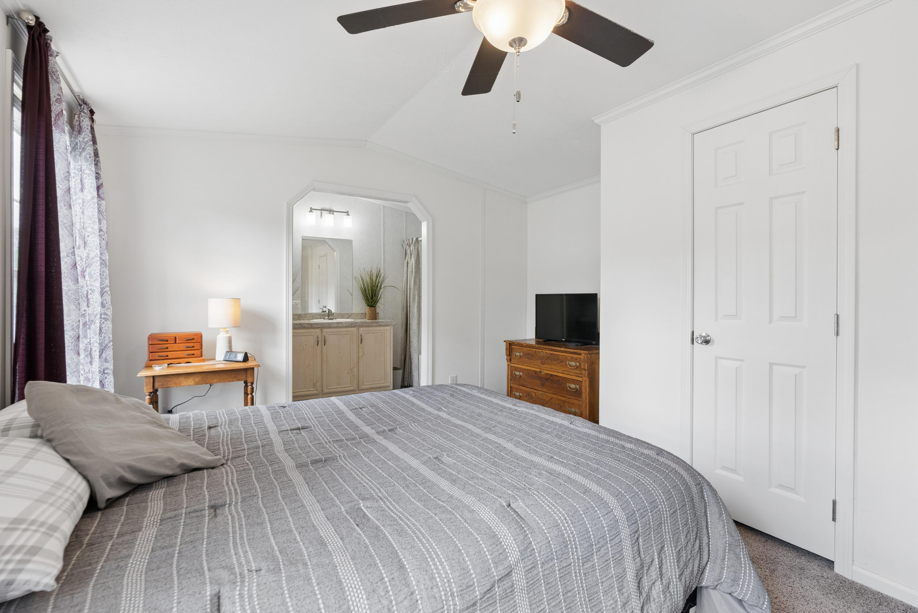 11 Ofarrell Street Topsham, ME 04086 - Photo 11 of 28 DSC05099