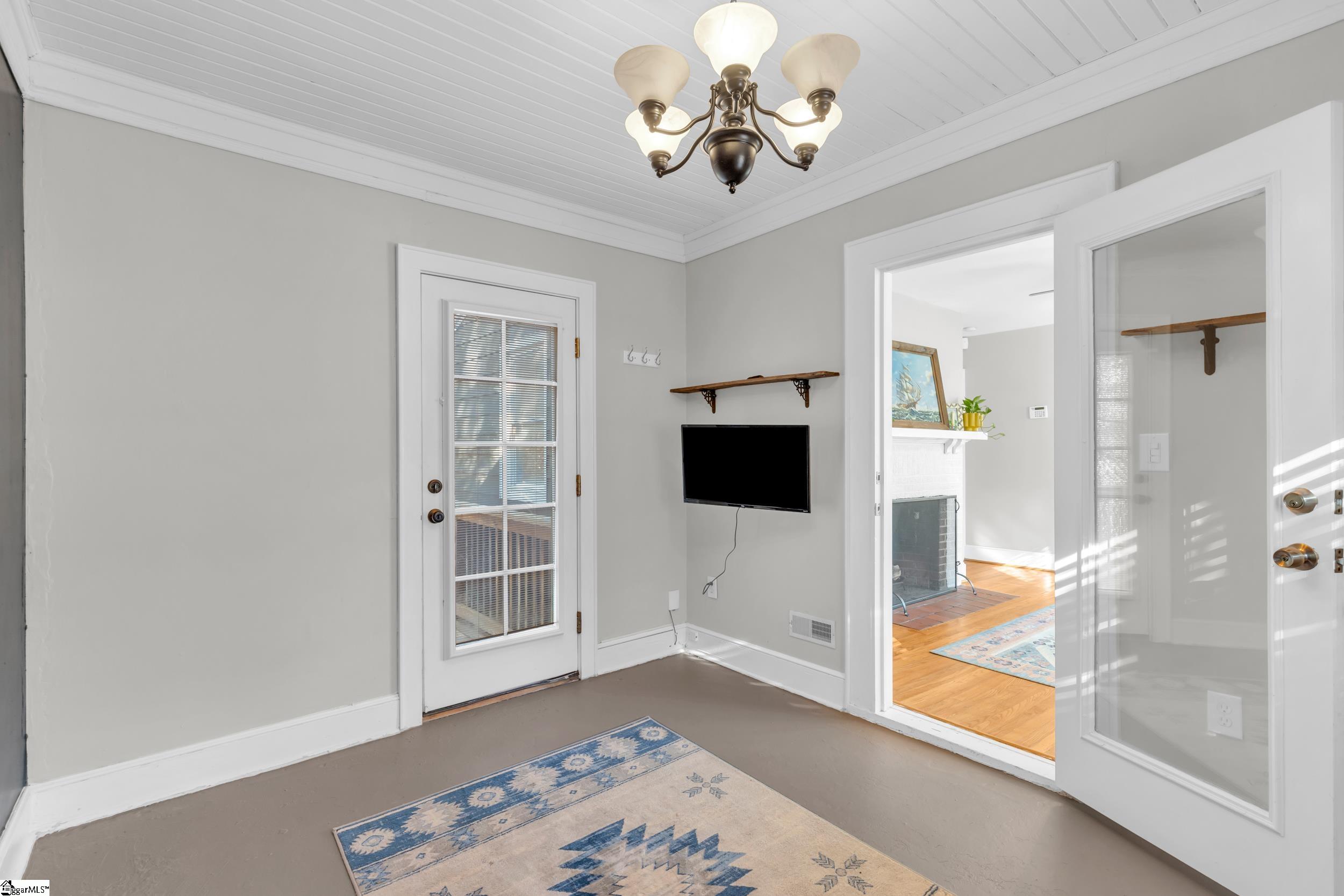 2223 Ridgewood Avenue Anderson, SC 29625 - Photo 11 of 37