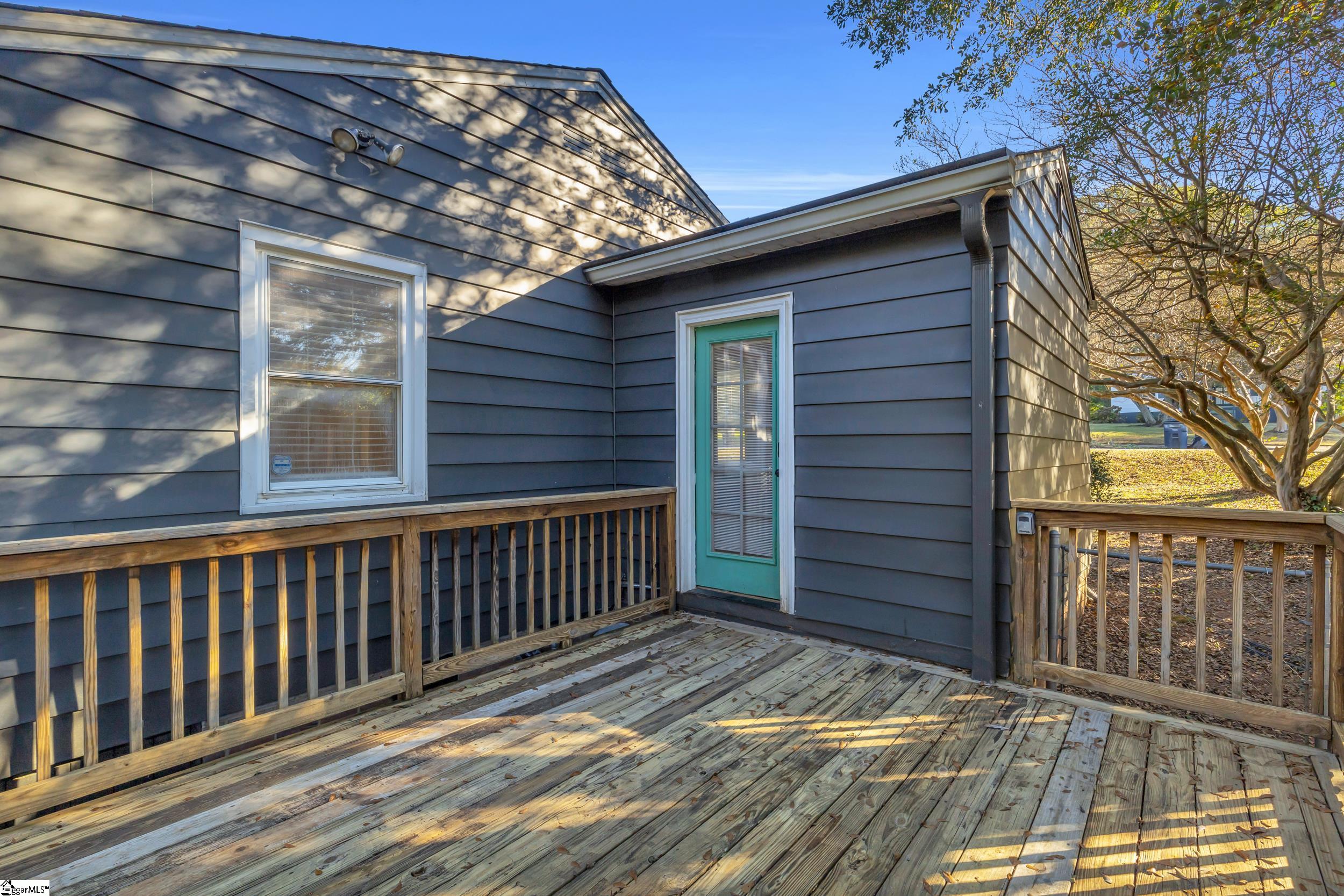 2223 Ridgewood Avenue Anderson, SC 29625 - Photo 15 of 37