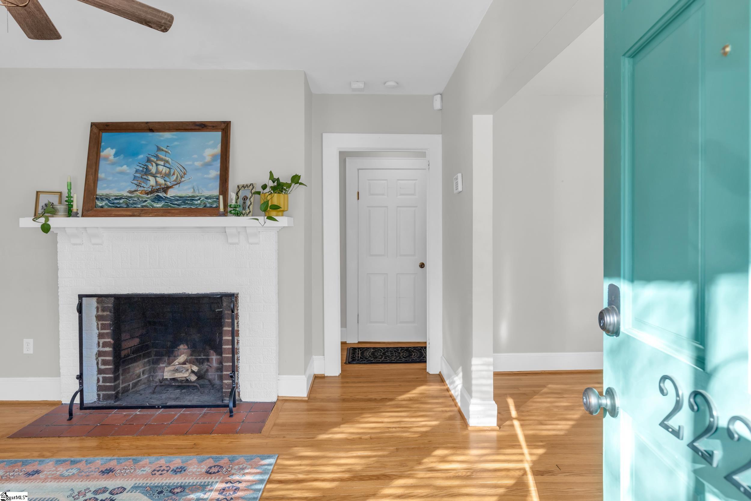 2223 Ridgewood Avenue Anderson, SC 29625 - Photo 8 of 37