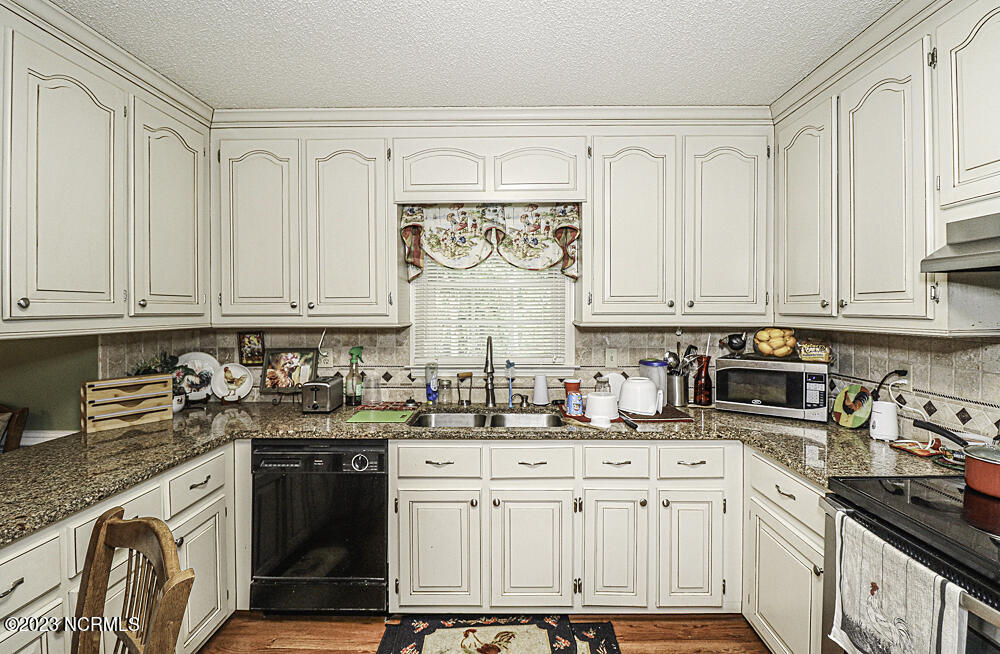 6571 Peele Road Bailey, NC 27807 - Photo 17 of 48 0041-IMG_5827