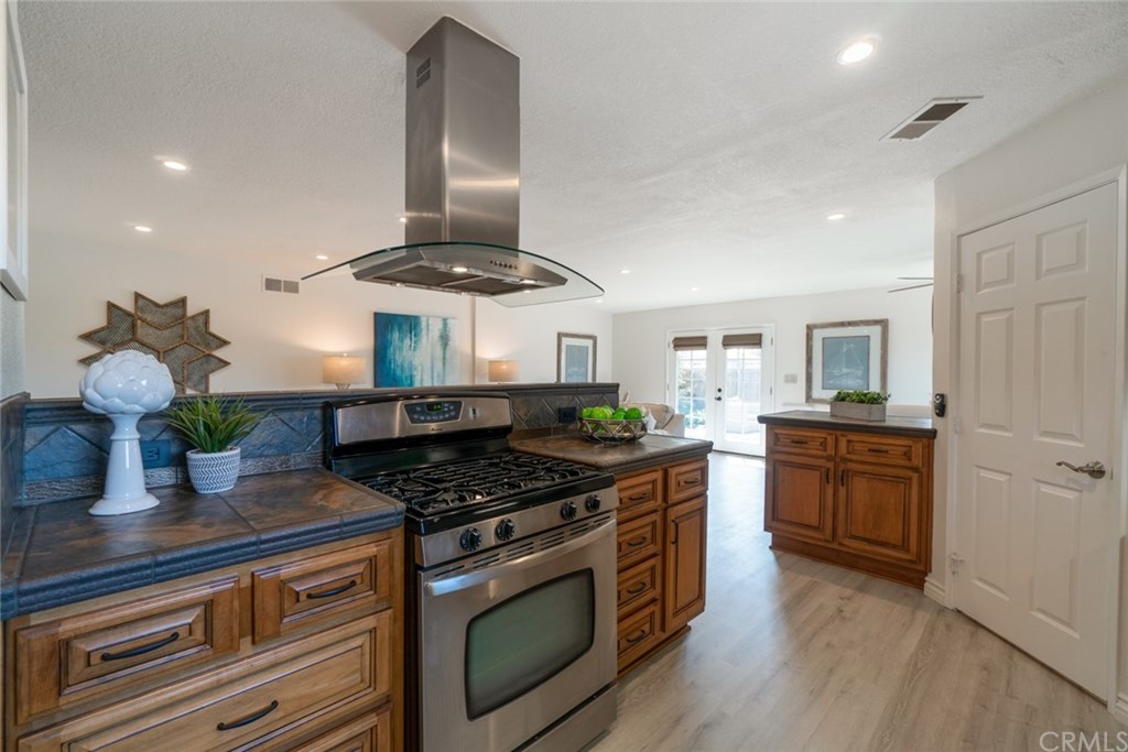 3239 Nebraska Place Costa Mesa, CA 92626 - Photo 22 of 56