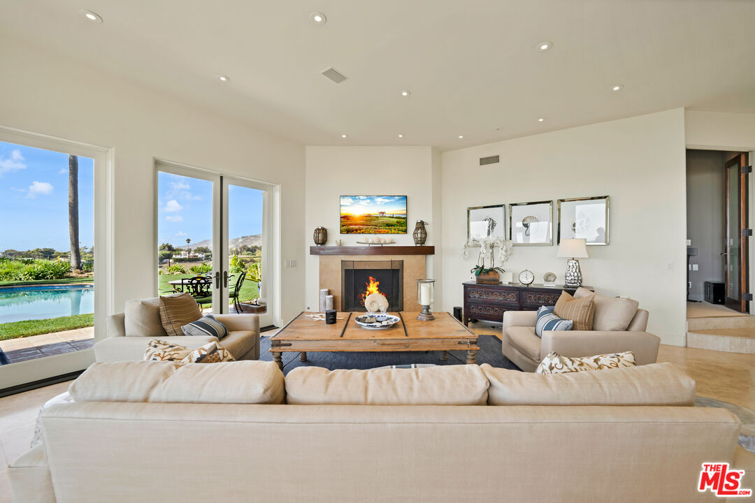 6045 Galahad Drive, Malibu, CA 90265 Compass
