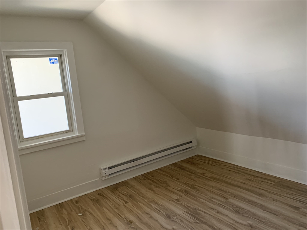128 Austin Street Worcester, MA 01609 - Photo 23 of 30