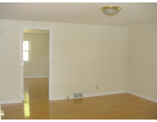 33 South Charlton Shore Road Charlton, MA 01507 - Photo 11 of 14 Gallery Image 11