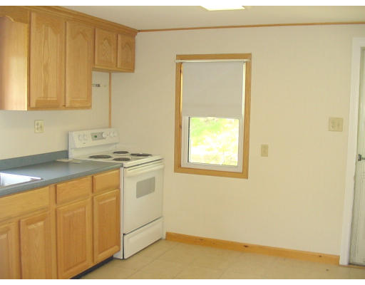 33 South Charlton Shore Road Charlton, MA 01507 - Photo 6 of 14 Gallery Image 6