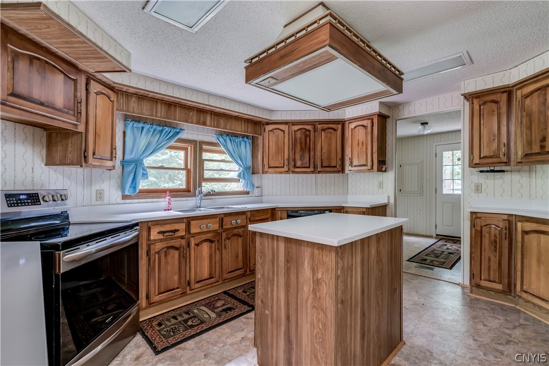40824 Rogers Crossing Road Wilna, NY 13619 - Photo 6 of 44
