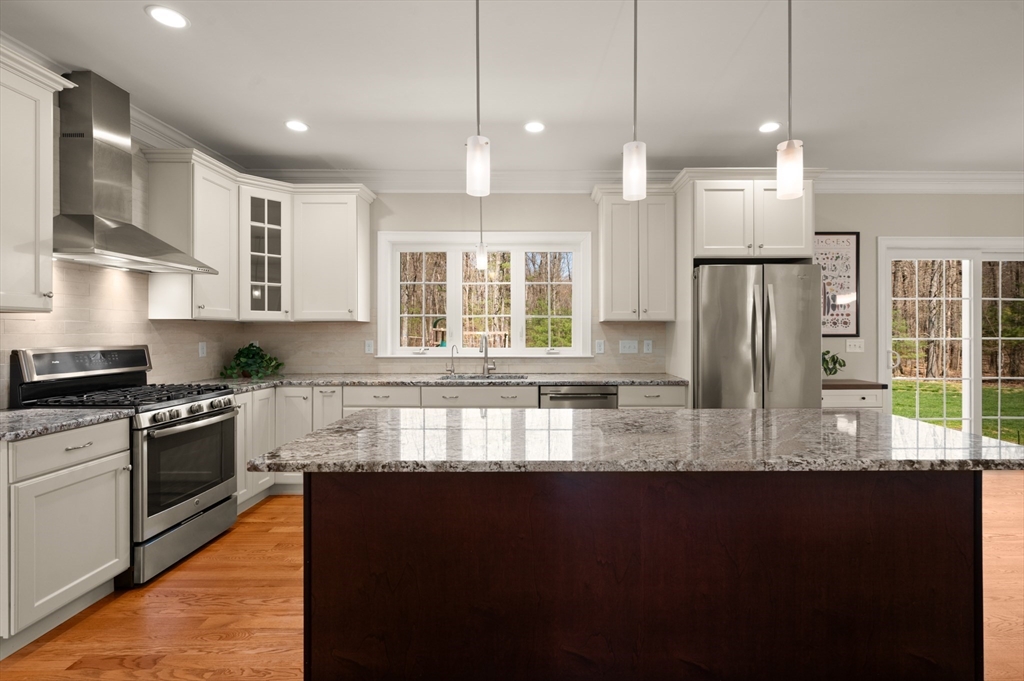 261 Ipswich Road Boxford, MA 01921 - Photo 5 of 42