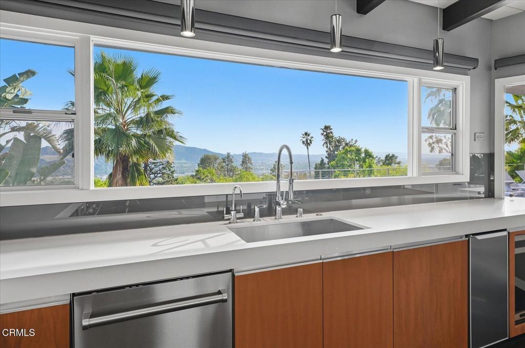1900 Ransom Road Glendale, CA 91201 - Photo 17 of 64 43-Kitchen
