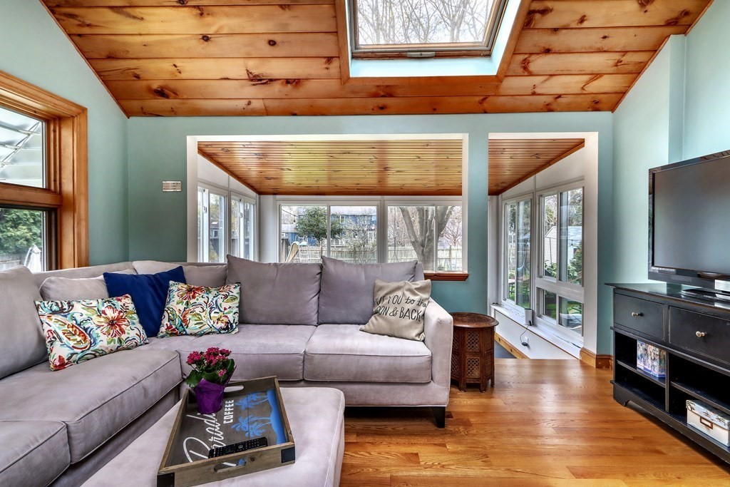 126 Greenacre Road Westwood, MA 02090 - Photo 9 of 20 Gallery Image 9