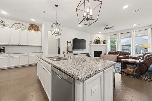 $440,000 | 2223 Tonkawa Trail, Katy, TX 77493