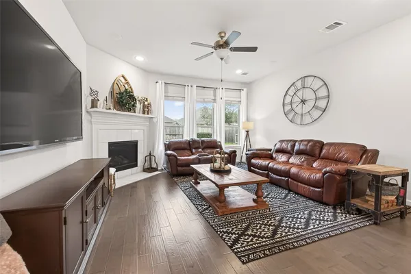 $440,000 | 2223 Tonkawa Trail, Katy, TX 77493
