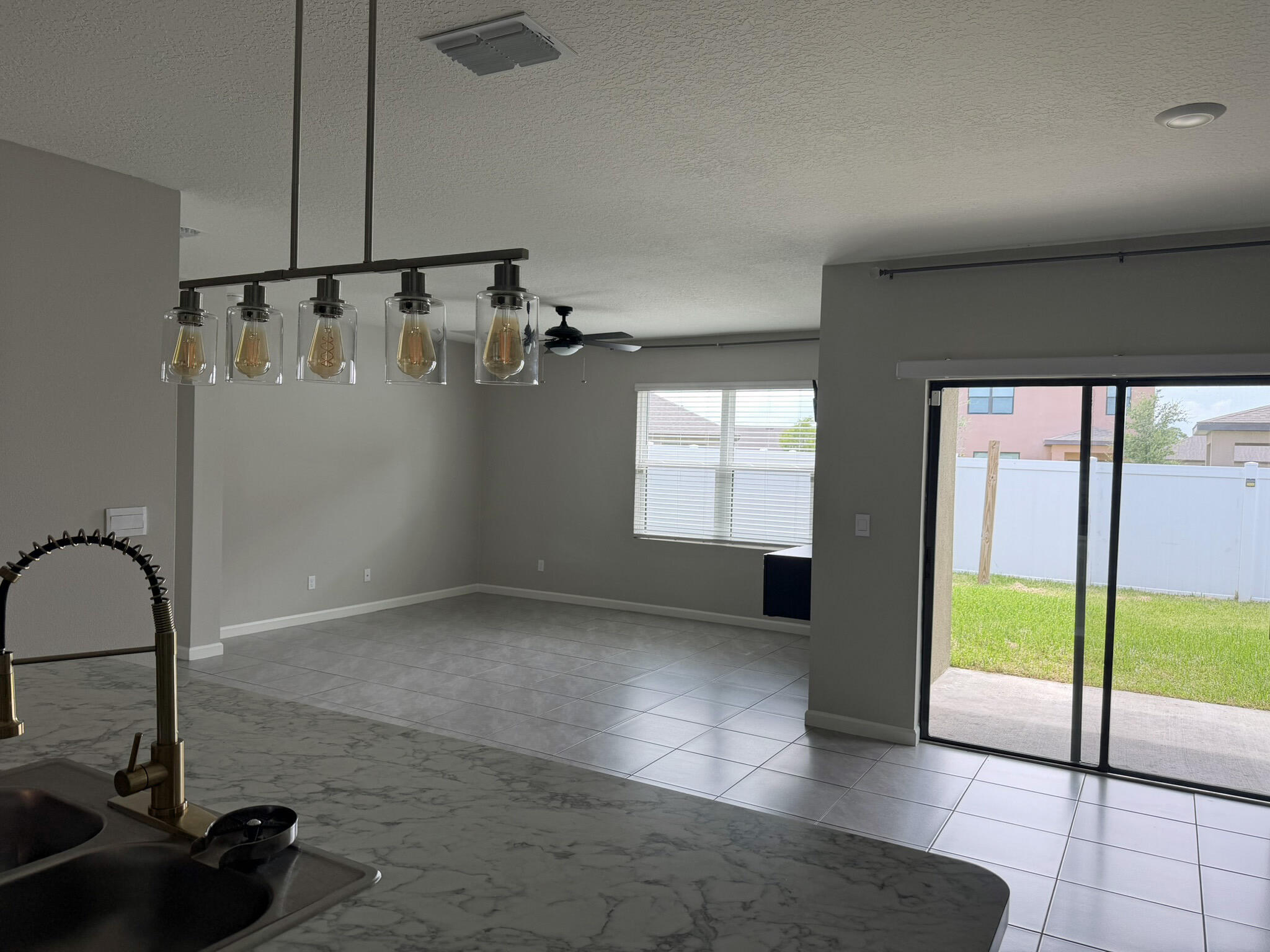 5306 Entertainment Way Fort Pierce, FL 34947 - Photo 5 of 19 IMG_0720