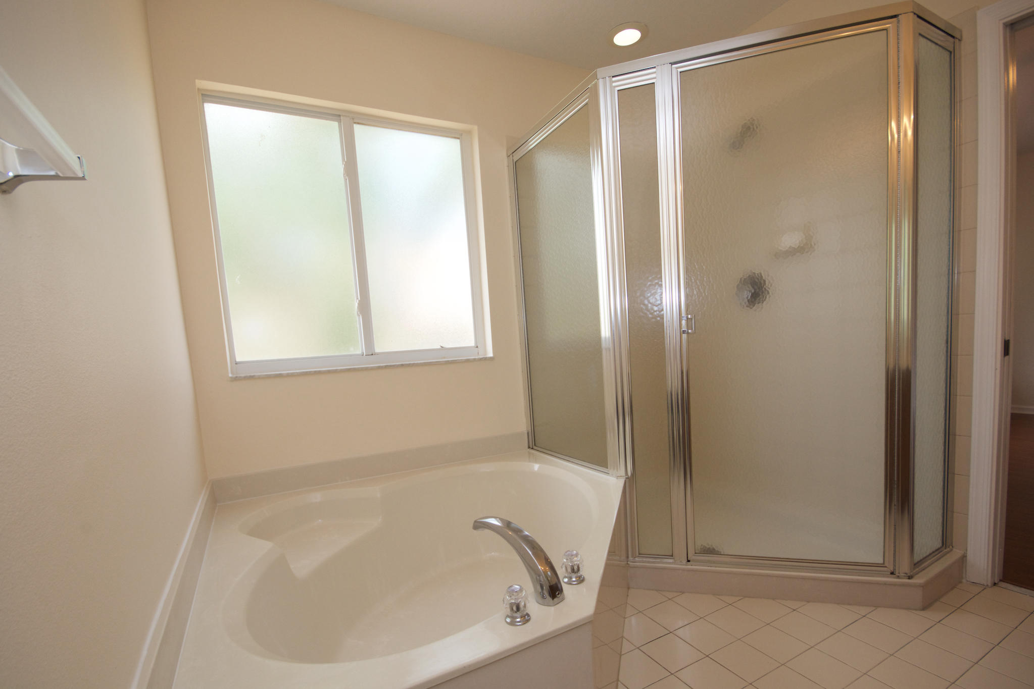 2046 Oakhurst Way Riviera Beach, FL 33404 - Photo 10 of 25 DSC_1024