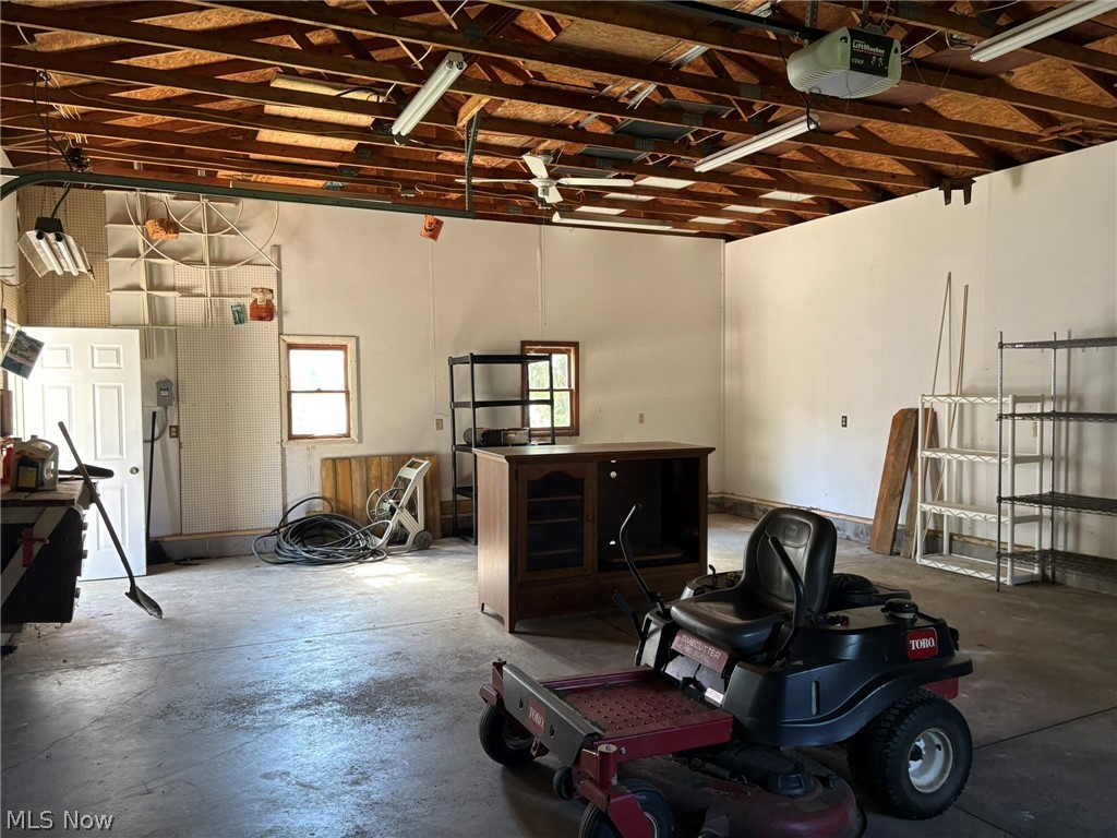 2140 Claus Road Vermilion, OH 44089 - Photo 33 of 50 garage