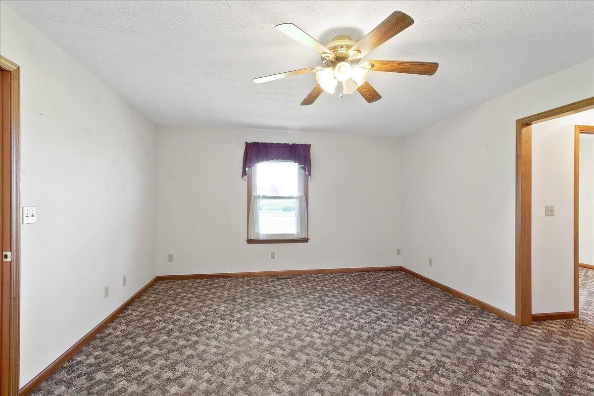 4972 Clark Road Urbana, OH 43078 - Photo 17 of 58