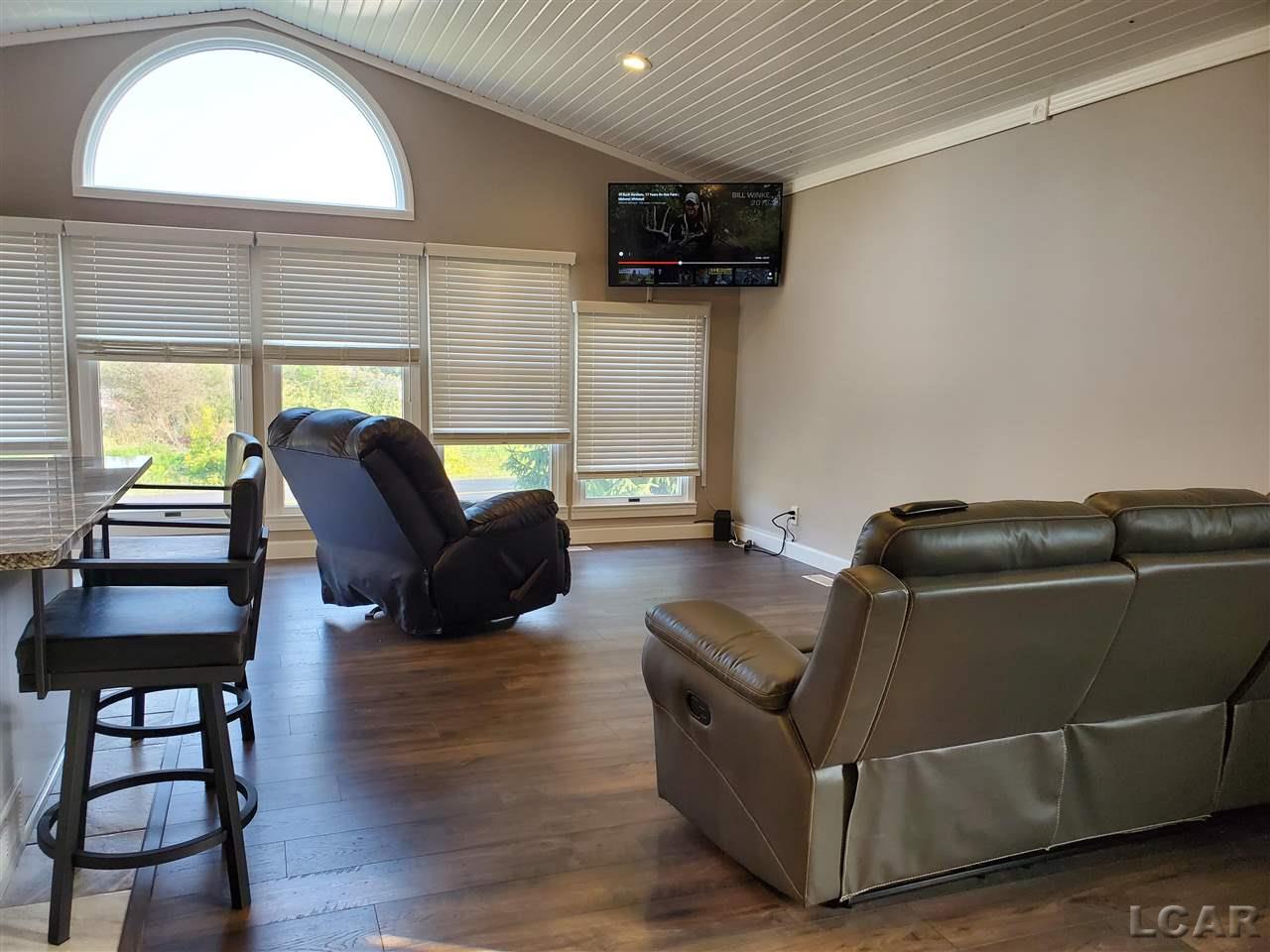 7685 Dalton Road Onsted, MI 49265 - Photo 4 of 29 50024680-3.JPG