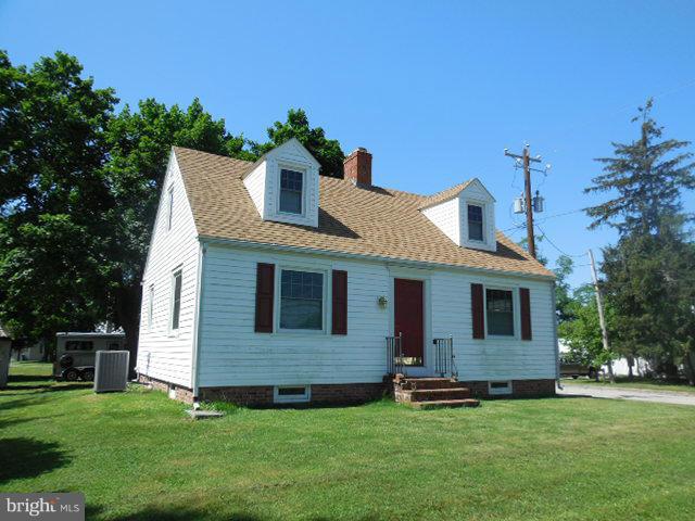 Exterior (Front)