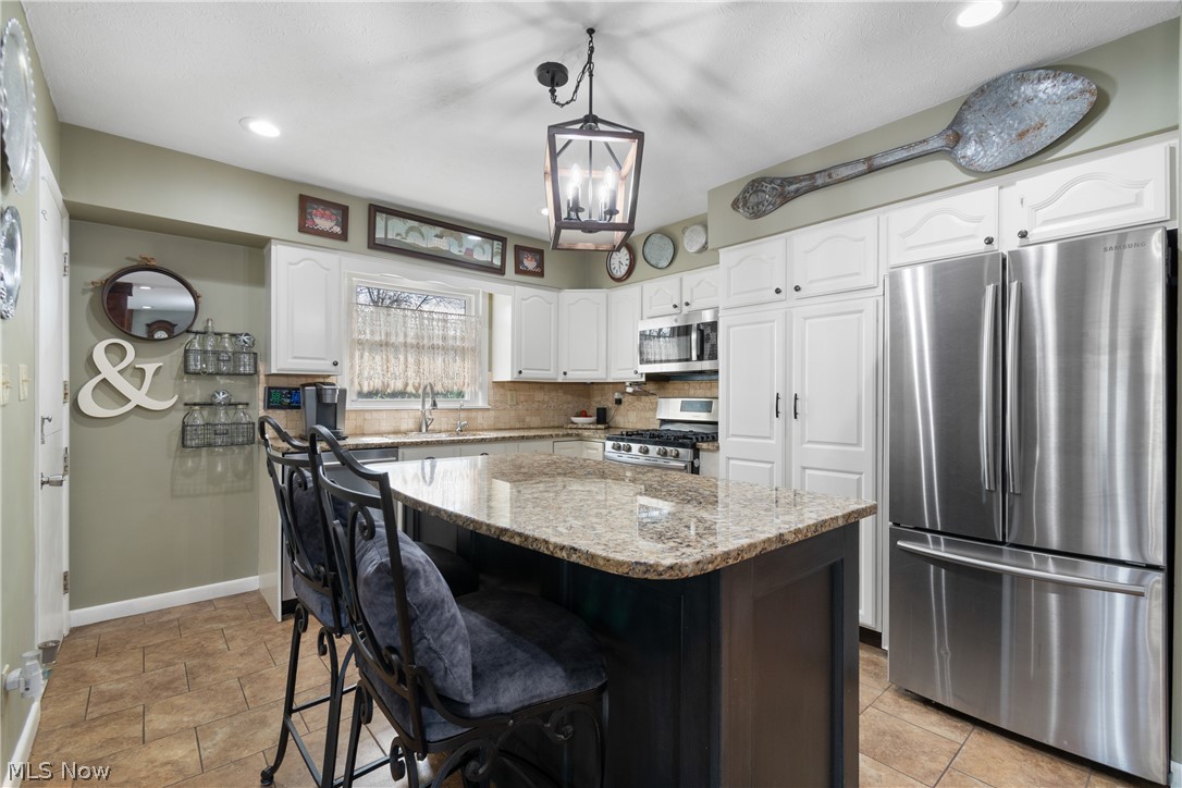 8135 Valley View Road Macedonia, OH 44056 - Photo 9 of 33 Gallery Image 9
