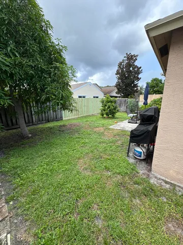 $2,995 | 5621 Azalea Circle, West Palm Beach, FL 33415