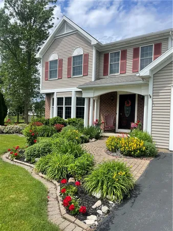 $549,900 | 237 Pickering Street, Canandaigua City, NY 14424