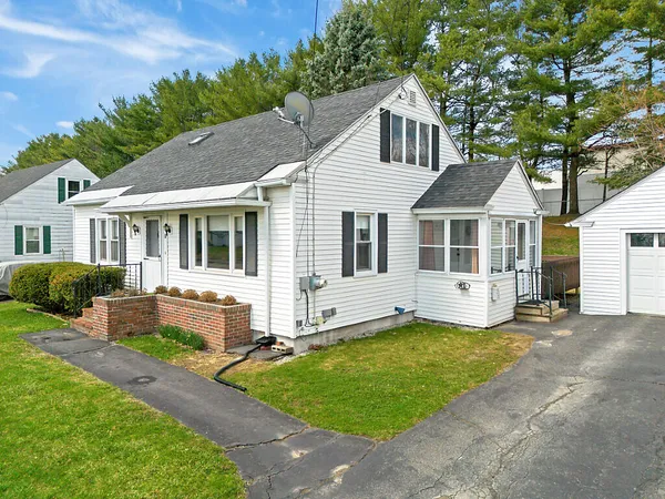 $299,000 | 7 Collette Street, Waterville, ME 04901
