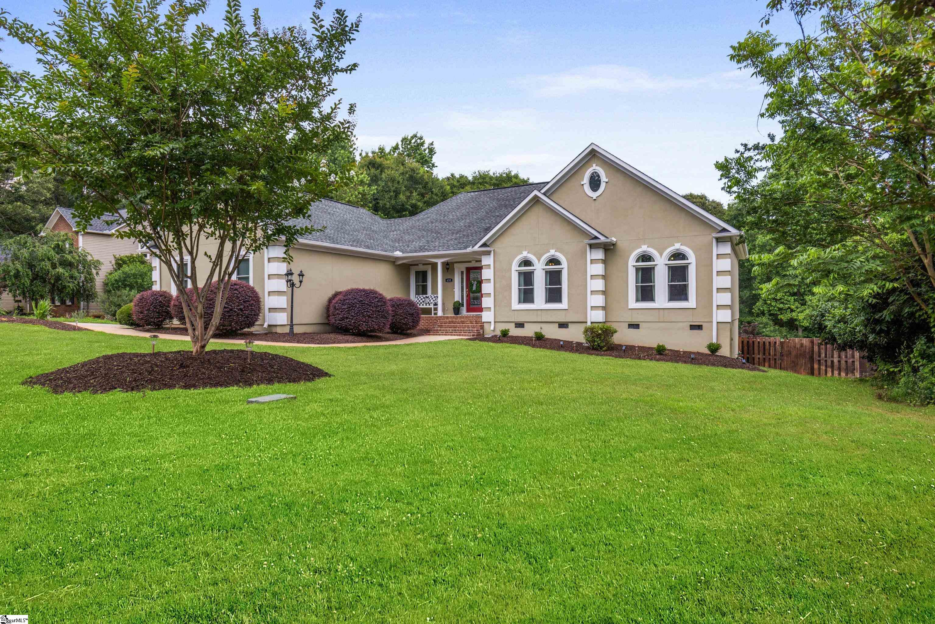 435 Grayson Drive Moore, SC 29369 - Photo 2 of 41