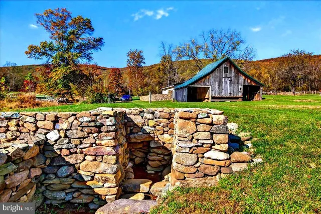 $2,195,000 | 290 Riley Hollow Road, Huntly, VA 22640