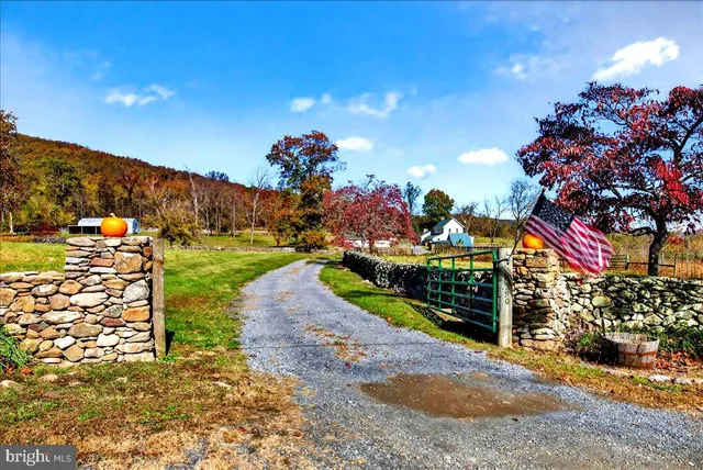 $2,195,000 | 290 Riley Hollow Road, Huntly, VA 22640