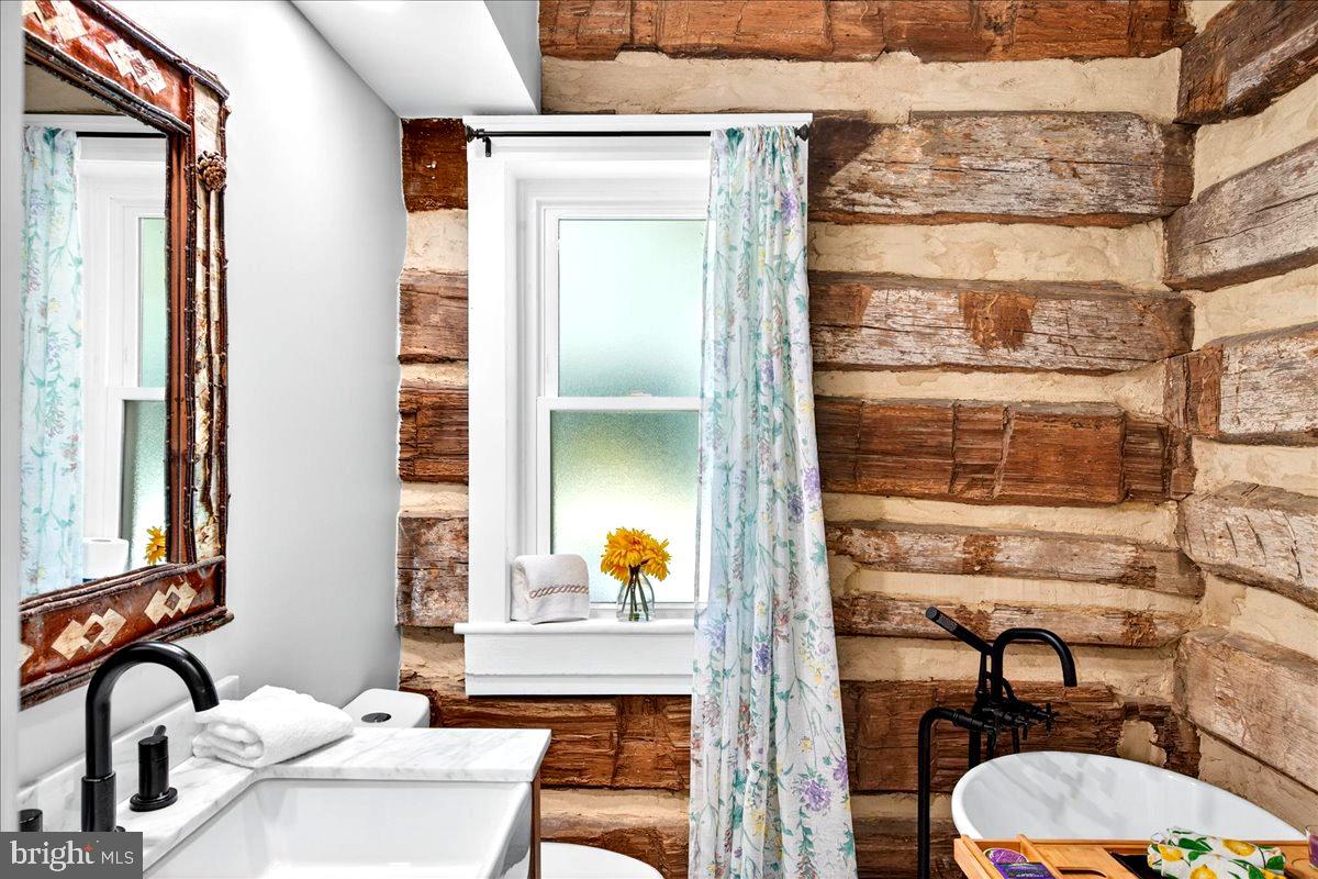 290 Riley Hollow Road Huntly, VA 22640 - Photo 46 of 148