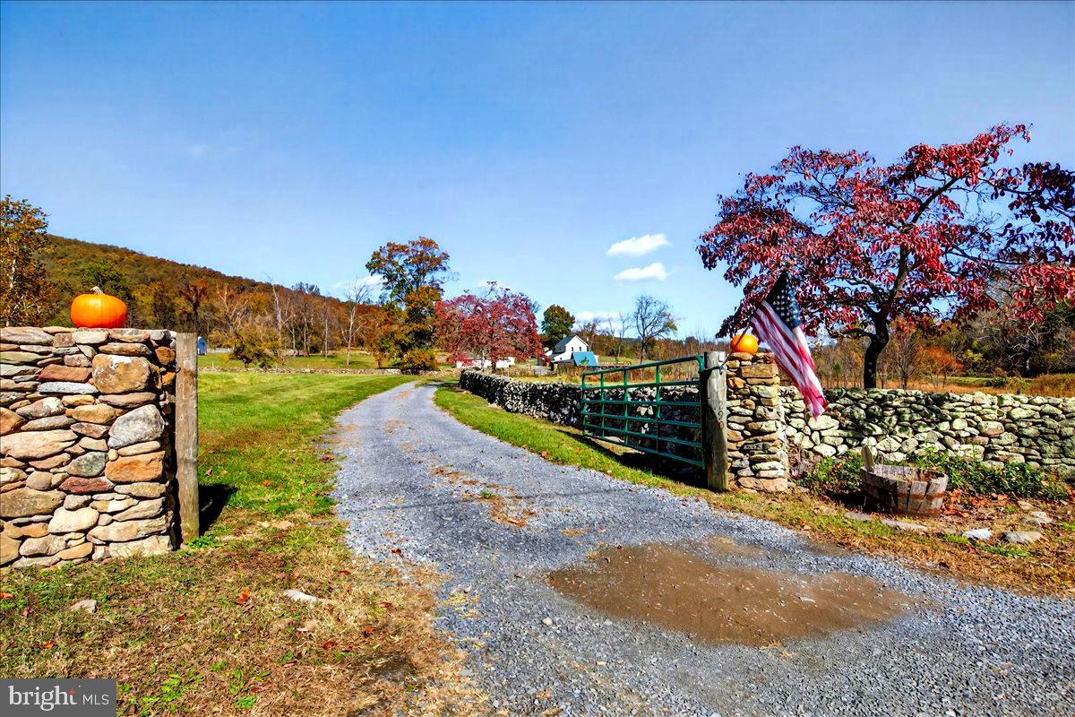 290 Riley Hollow Road Huntly, VA 22640 - Photo 94 of 148