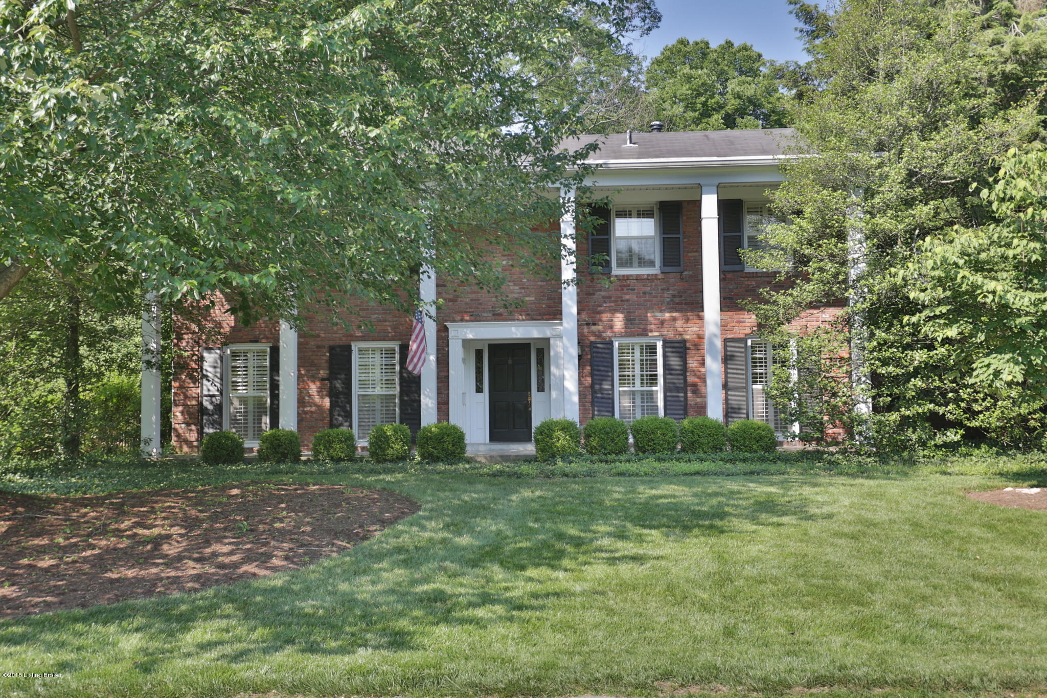 2008 Starmont Road Louisville, KY 40207 - Photo 1 of 41 4