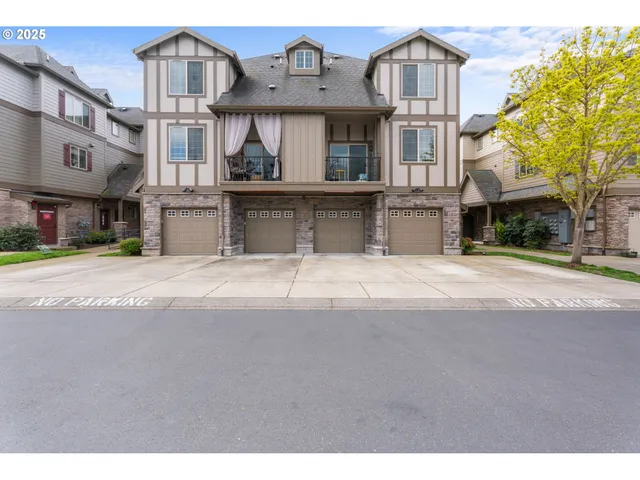 $389,000 | 7906 Northeast Miriam Way, Hillsboro, OR 97006