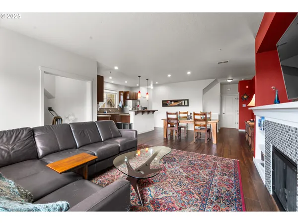 $359,000 | 7906 Northeast Miriam Way, Hillsboro, OR 97006