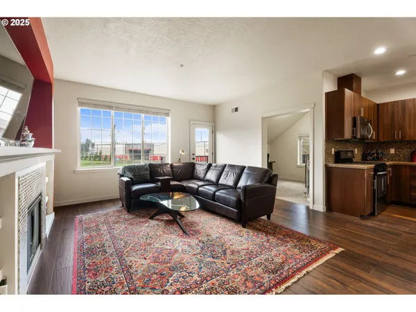 $359,000 | 7906 Northeast Miriam Way, Hillsboro, OR 97006